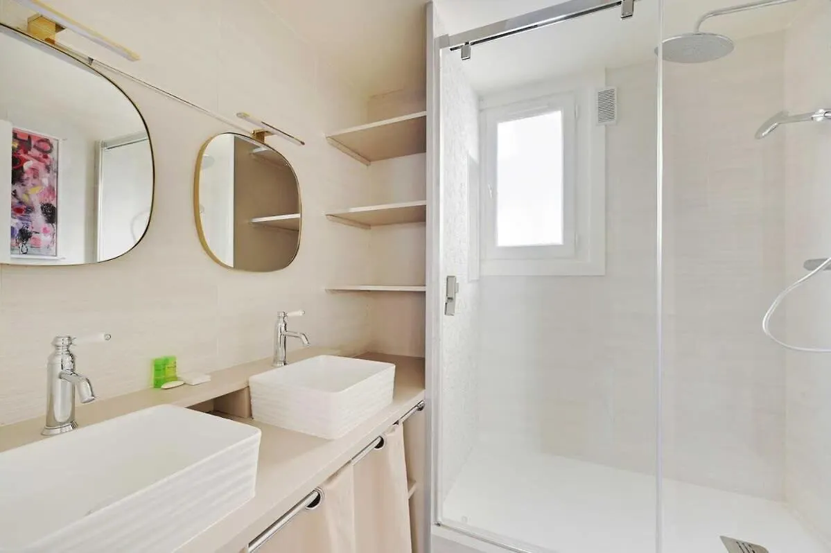 Beautiful Apartment 2Br - 4P Republique Temple Paris