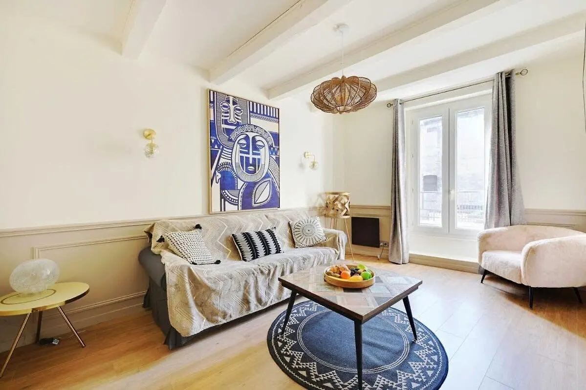 Beautiful Apartment 2Br - 4P Republique Temple Paris France